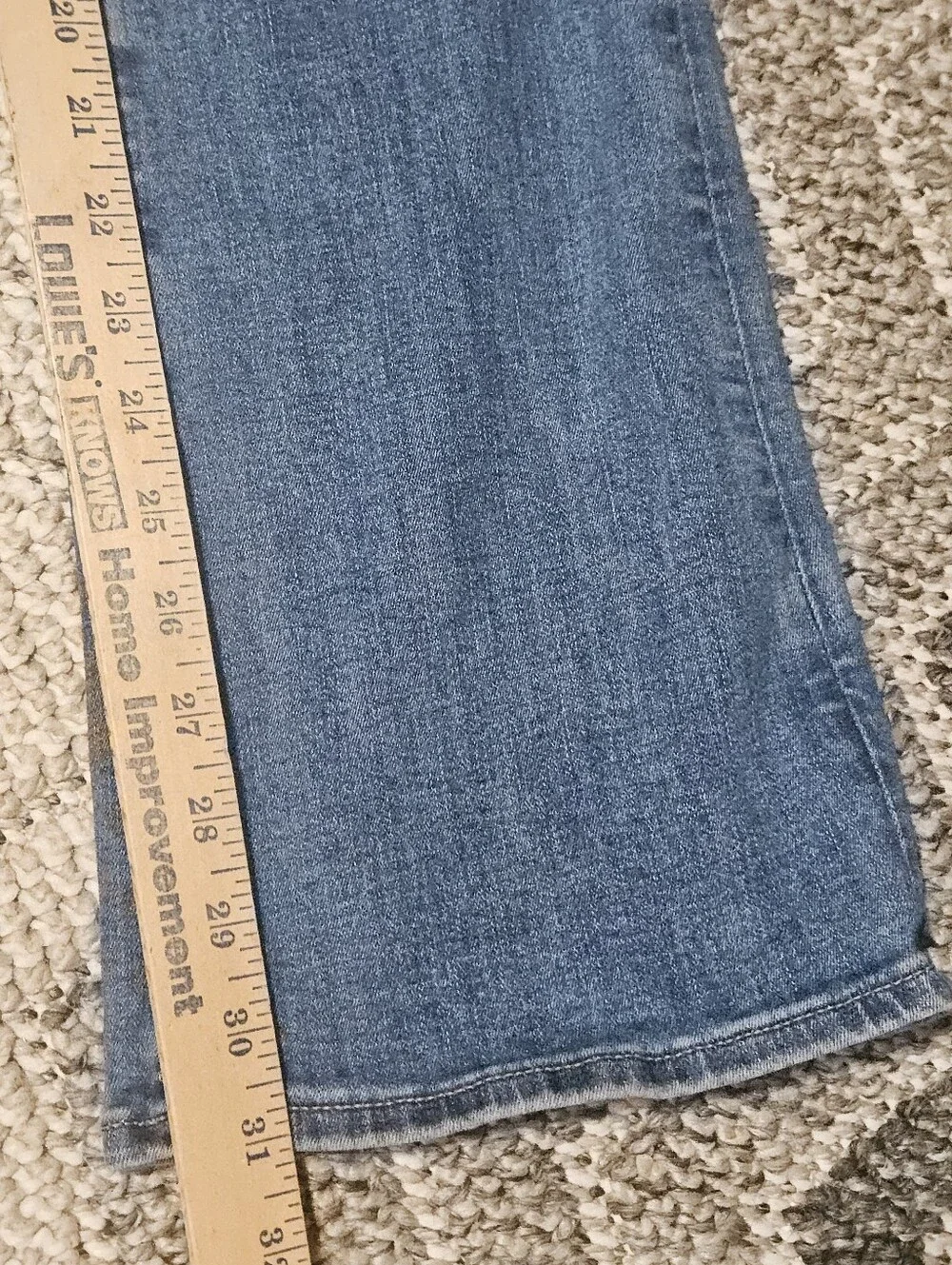 American Eagle Kick Boot Bootcut Jeans Mid Rise Medium Blue Wash Flare AE 4